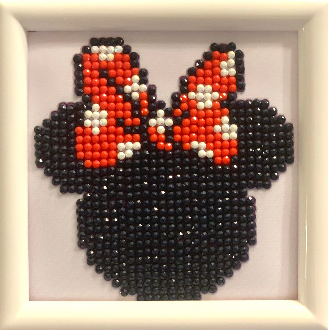 Diamond Dotz Minnie Mouse Head w/Frame - Image 3